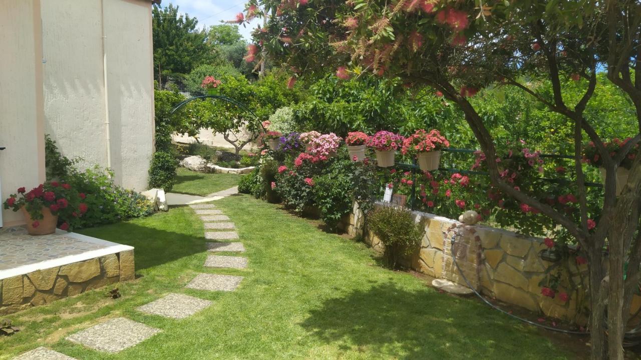 Summer Village House Popi Kanakades Exterior photo