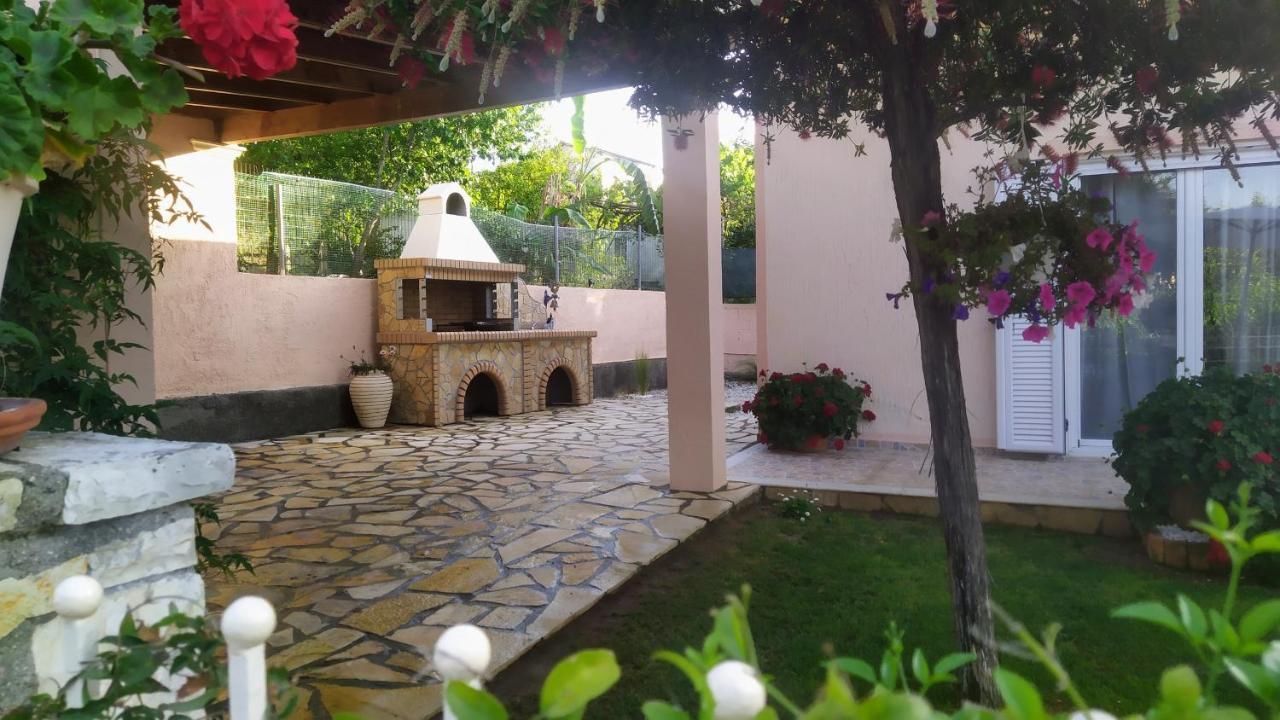 Summer Village House Popi Kanakades Exterior photo